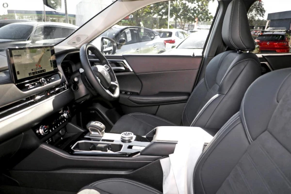 2025 Mitsubishi Outlander ZM Aspire SUV Image 12