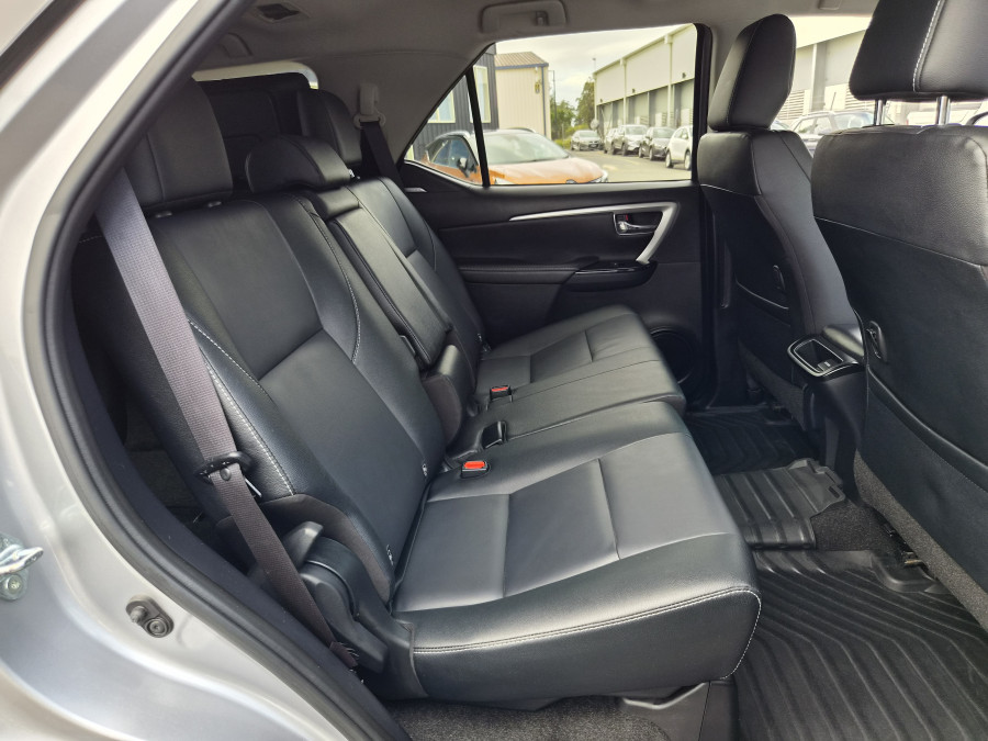 2022 Toyota Fortuner GUN156R GXL SUV Image 14