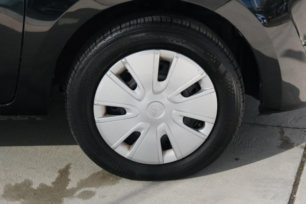 2015 Mitsubishi Mirage LA ES Hatch Image 6