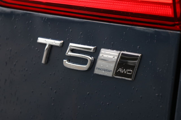 2020 Volvo XC60 T5 Inscription 2.0LT/P 187kW 8Spd AT Suv Image 5