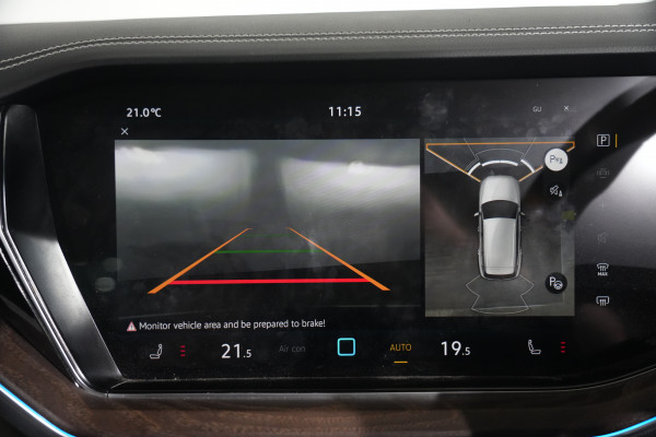 2025 Volkswagen Touareg 170TDI SUV Image 21