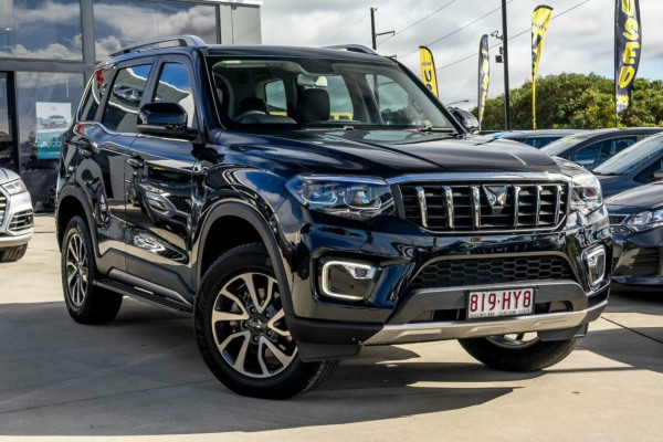 2023 Mahindra Scorpio  Z8L SUV