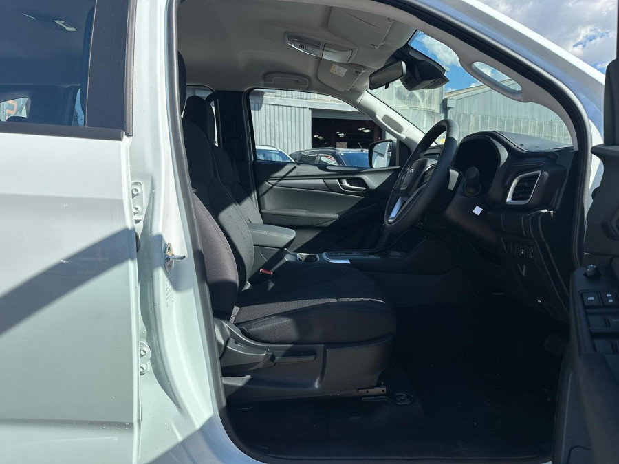 2026 MY25.5 Isuzu MU-X RJ LS-M SUV Image 6