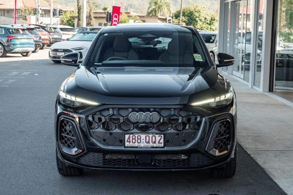 2026 Audi Q5 e-hybrid 270kW SUV image 4