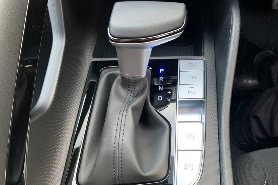 2025 Hyundai i30 CN7.V2  Sedan Image 16