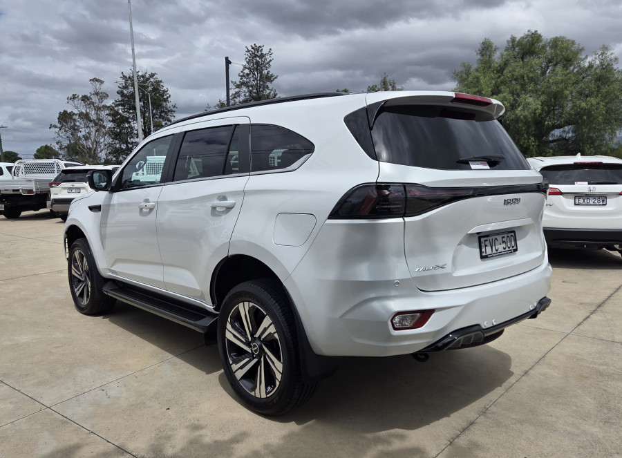 2025 MY25.5 Isuzu MU-X RJ LS-T SUV Image 23