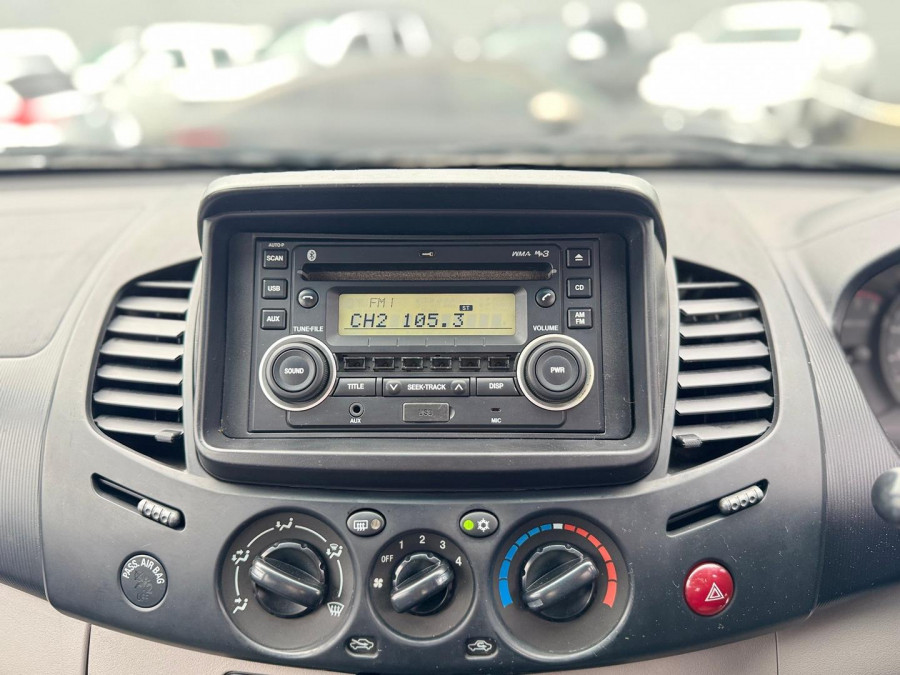 2011 Mitsubishi Triton MN GLX Ute Image 18