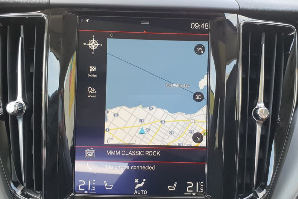 2019 MY20 Volvo XC60 UZ  D4 Momentum Suv Image 5