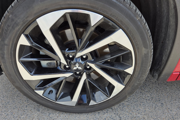 2022 MY22.5 Mitsubishi Outlander ZM Exceed SUV Image 14