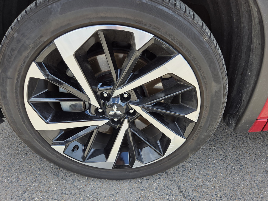2022 MY22.5 Mitsubishi Outlander ZM Exceed SUV Image 14