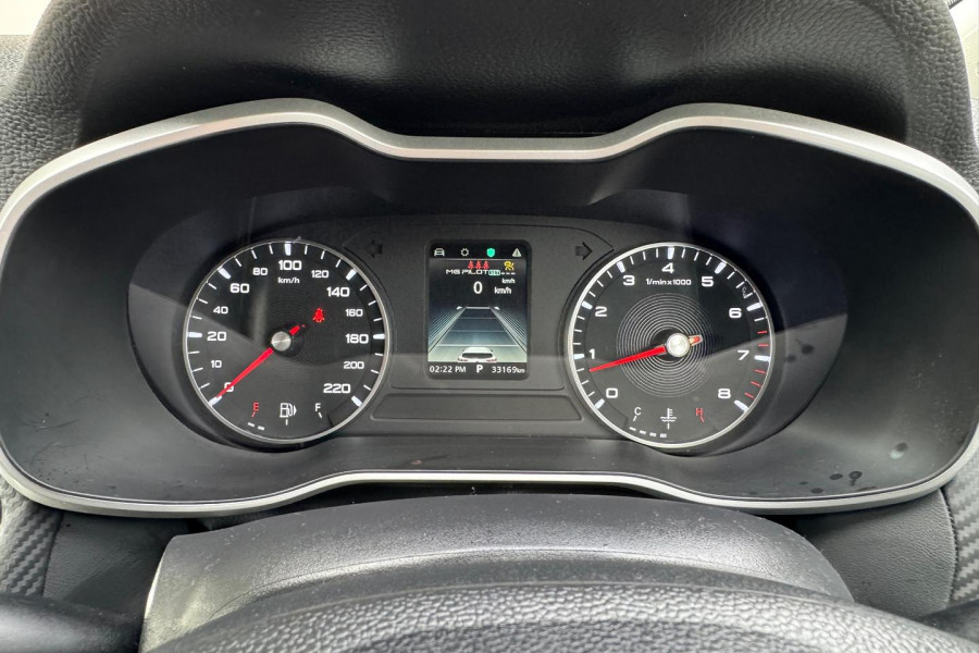 2022 MG ZST S13 Core SUV Image 11