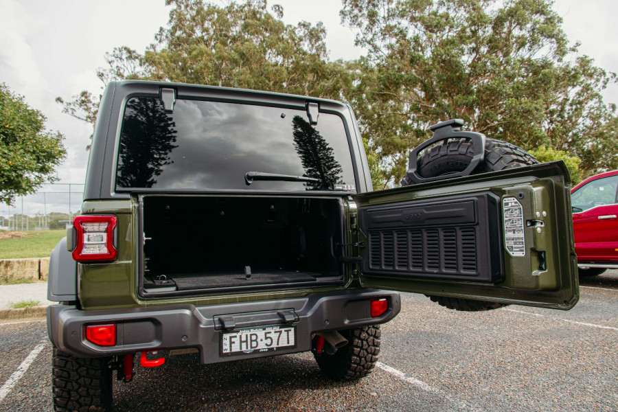 2023 MY24 Jeep Wrangler JL Unlimited Rubicon SUV Image 10
