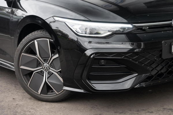 2025 MY26 Volkswagen Golf 8.5 110TSI R-Line Hatch Image 6