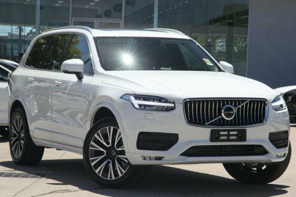 2020 MYon Volvo XC90 L Series T6 Momentum Suv