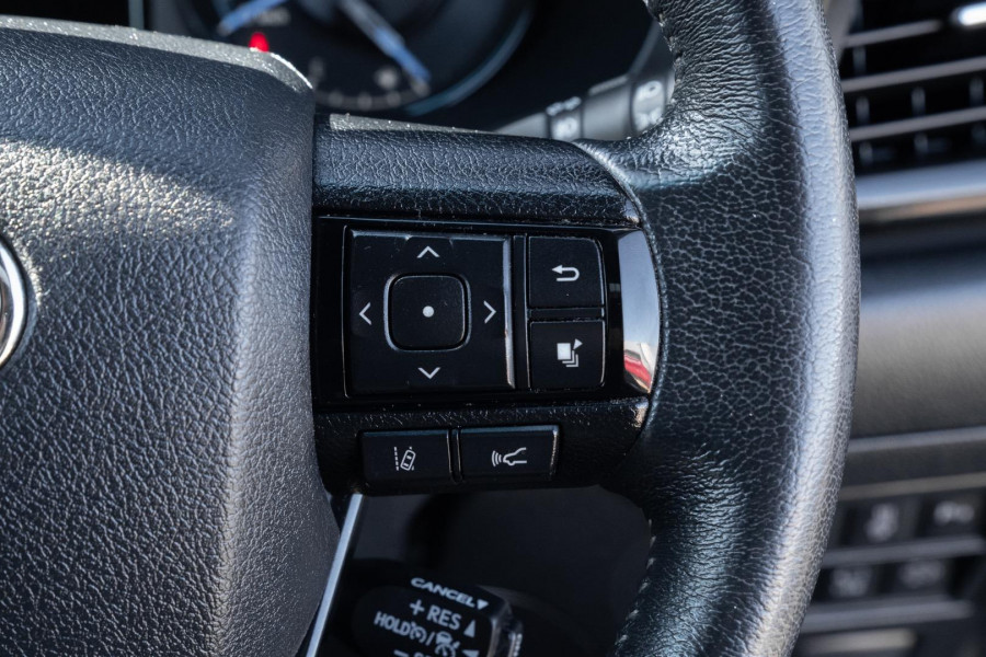 2025 Toyota HiLux GUN126R Rogue 48V Ute Image 17