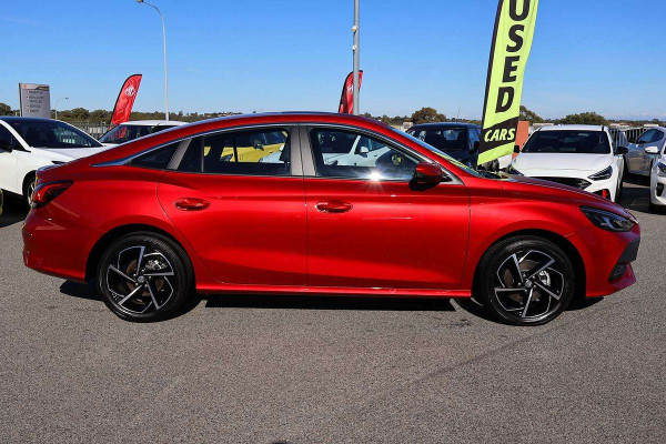 2026 MY25 MG MG5 AP32 Essence Sedan Image 3