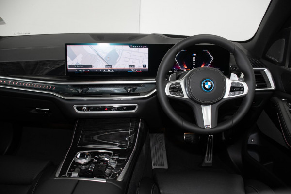 2026 BMW X5 G05 LCI xDrive50e M Sport SUV image 7