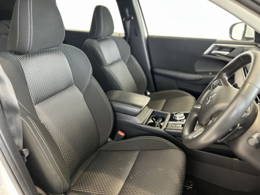 2023 MY24 Mitsubishi Outlander ZM ES SUV Image 8