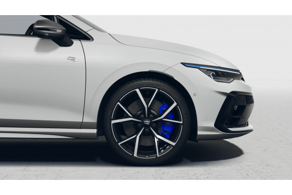 2026 MY25 Volkswagen Golf 8.5 R Hatch Image 5