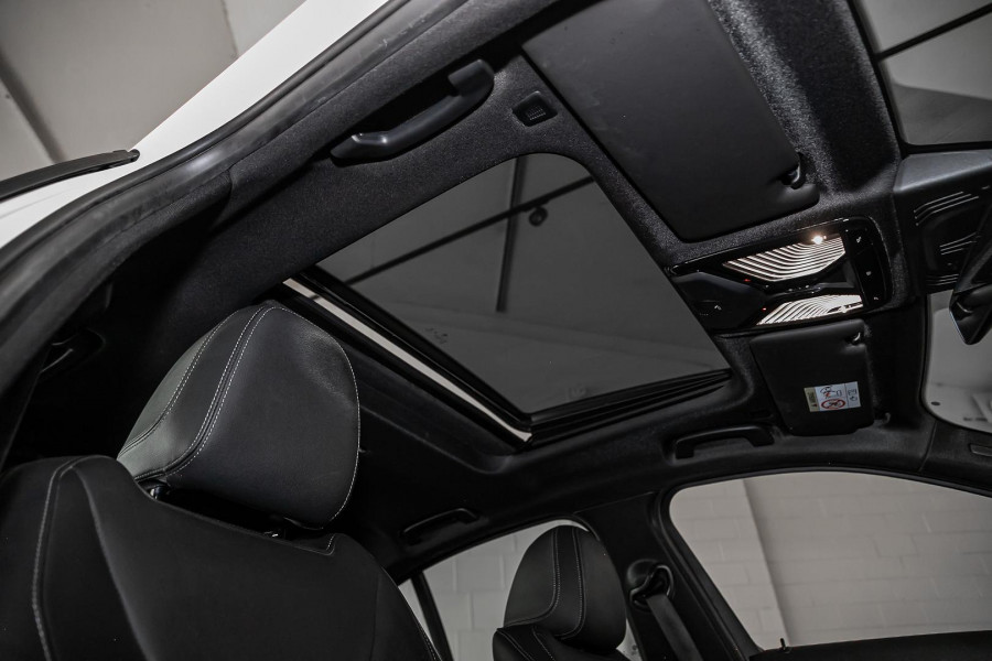 2020 BMW 3 Series G20 330i M Sport Sedan Image 16
