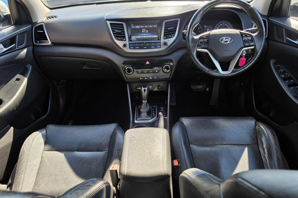 2017 Hyundai Tucson TLe Active X SUV Image 11