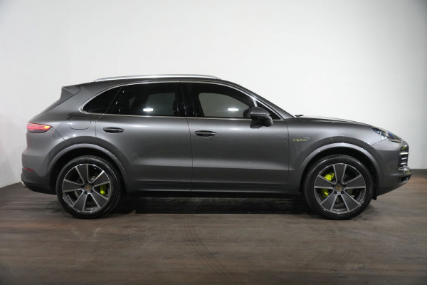 2019 Porsche Cayenne E-Hybrid SUV