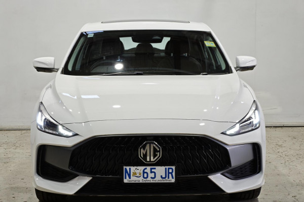 2024 MG MG5 AP32 Essence Sedan Image 2