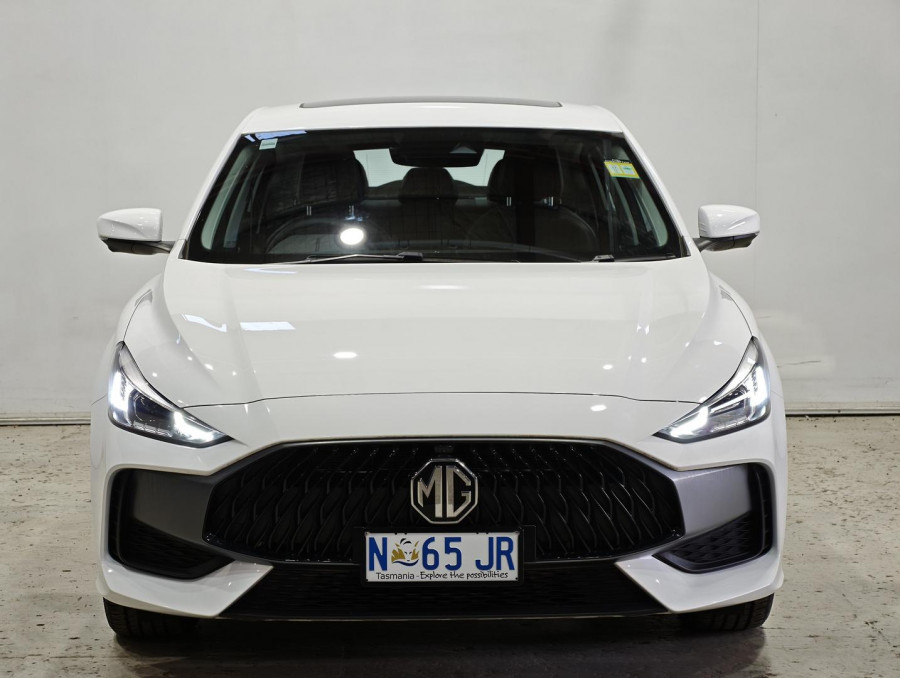 2024 MG MG5 AP32 Essence Sedan Image 2