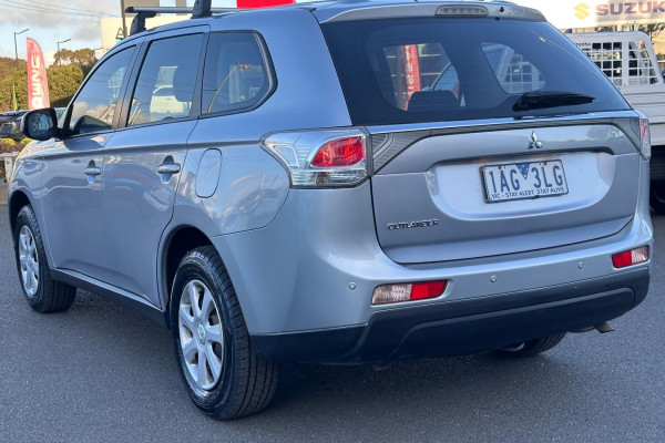 2012 MY13 Mitsubishi Outlander ZJ ES SUV Image 19