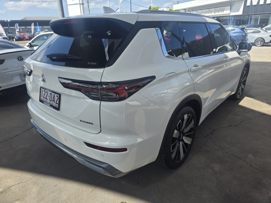 2025 Mitsubishi Outlander ZM Exceed SUV Image 7