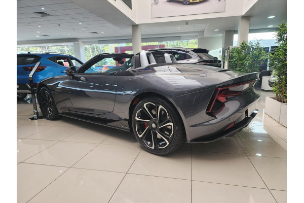 2024 MY24.5 MG Cyberster EC32  Convertible Image 5