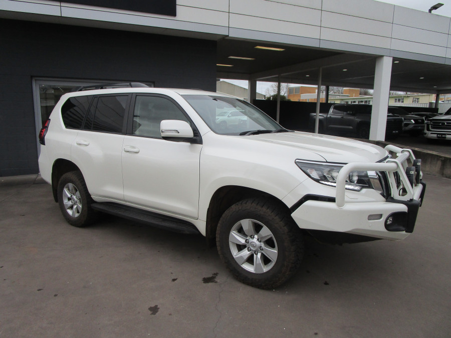 2021 Toyota LandCruiser Prado GDJ150R GXL SUV Image 1