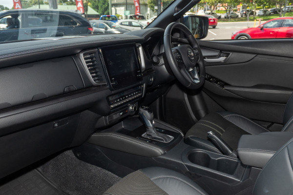 2025 Mazda BT-50 TF GT Cab Chassis Image 8