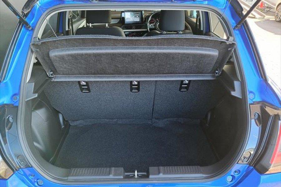 2024 Suzuki Swift UZ Hybrid Hatch Image 15