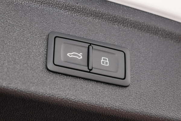 2026 Audi A3 GY TFSI 110kW S line Hatch image 19