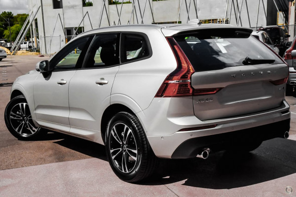 2019 MY20 Volvo XC60 UZ D4 Momentum Suv Image 4