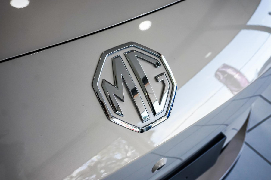 2026 MG MGS5 EV ZS3EM Essence 62 SUV Image 4