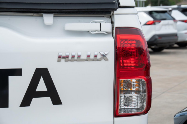 2021 Toyota HiLux GUN126R SR Cab Chassis Image 22