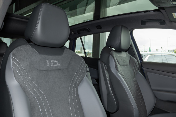 2026 MY27 Volkswagen ID. 4 E2 Pro SUV image 9