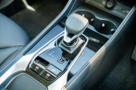 2025 MG HS AS33 Essence SUV