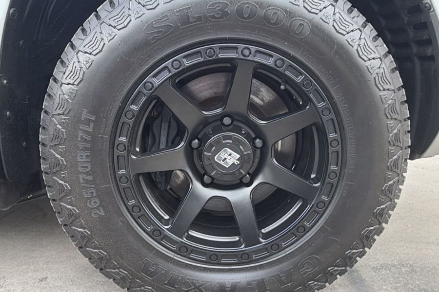 2017 Toyota LandCruiser VDJ200R VX SUV Image 11