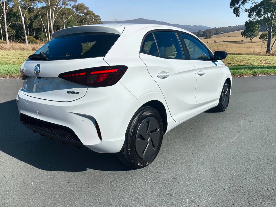 2026 MG MG3 ZP22 Vibe Hatch Image 3