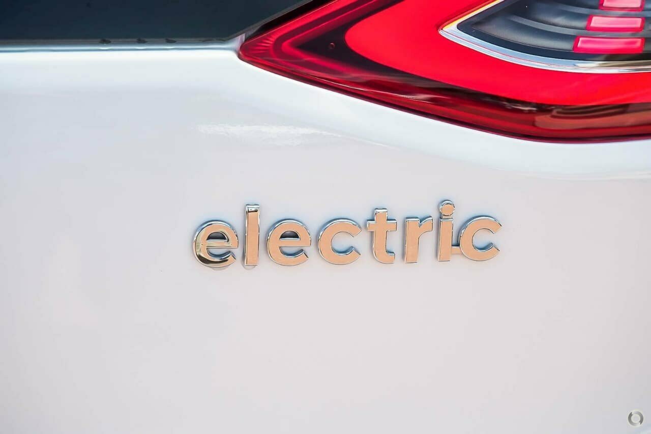 2019 Hyundai IONIQ AE.2 Electric Elite Hatch Image 11