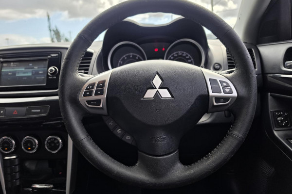 2017 Mitsubishi Lancer CF LS Sedan Image 19