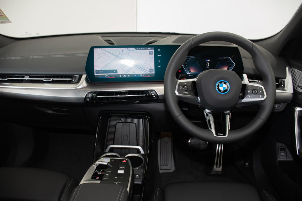 2024 BMW iX2 U10 eDrive20 M Sport SUV image 7