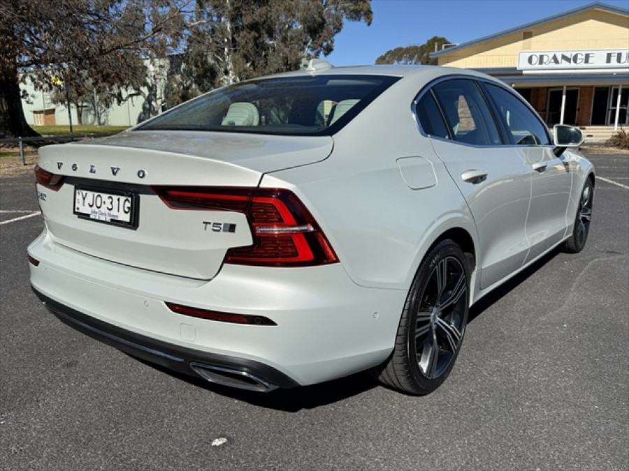 2019 MY20 Volvo S60 Z Series T5 Inscription Sedan Image 3
