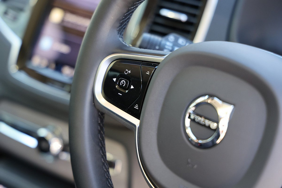 2024 MY25 Volvo XC90 L Series Ultra B6 Bright SUV Image 8