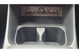 2025 MY24.5 MG MG3 ZP22 Essence Hybrid+ Hatch