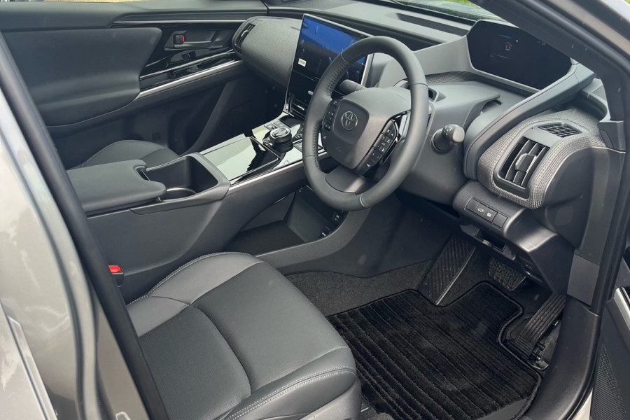 2024 Toyota bZ4X YEAM15R Hi-Spec AWD SUV Image 7