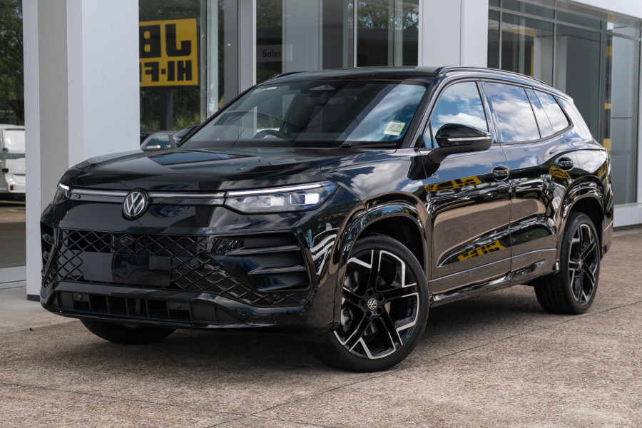 2025 MY26 Volkswagen Tayron R4 195TSI R-Line SUV Image 1